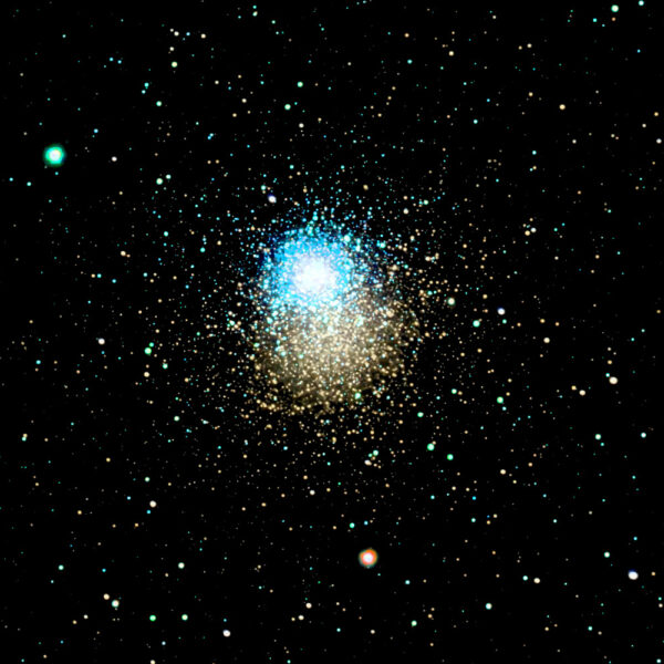 Größenvergleich Messier 13 und Omega Centauri (Seestar)