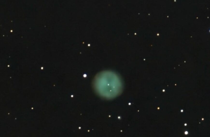 M 97 – Eulennebel und Surfboard Galaxie M108 (Seestar)