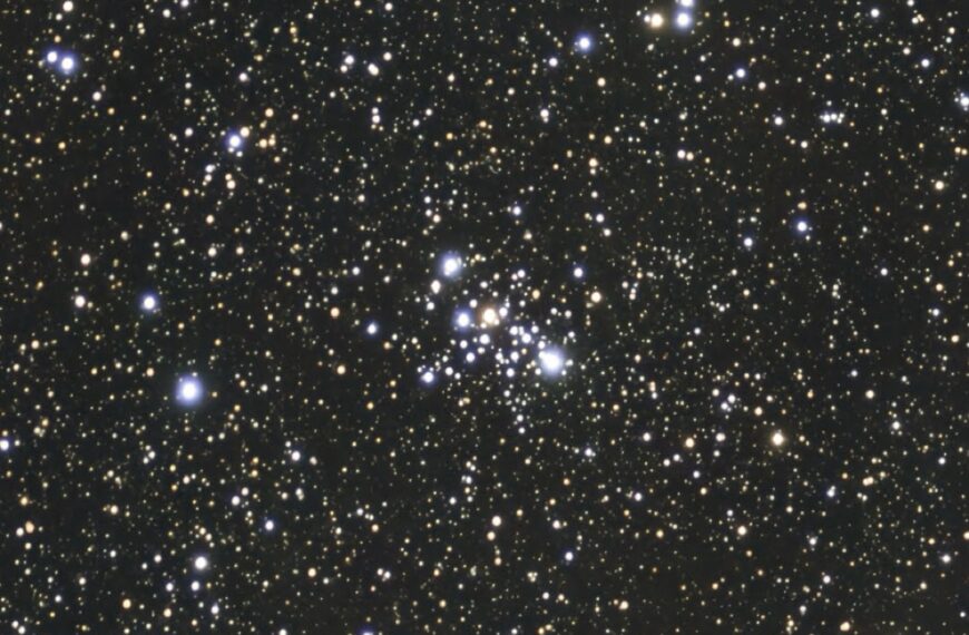 Messier 103 – Offener Sternhaufen (Seestar)