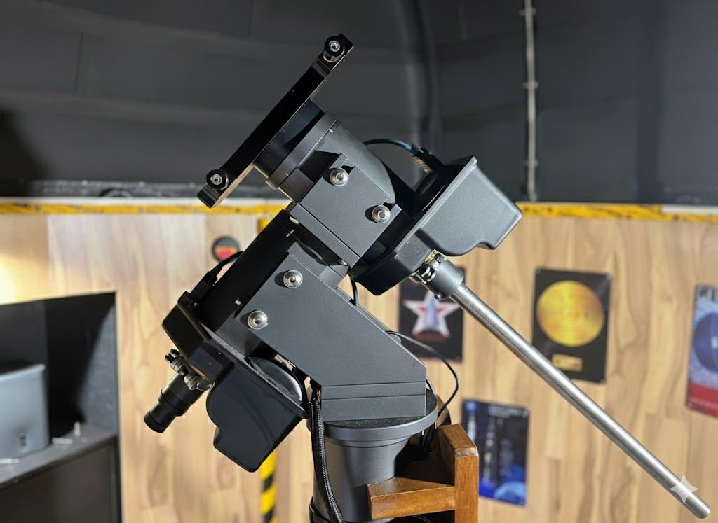 Harmonic Drive vs. Schneckengetriebe: Zwischen High-Tech-Robotik und ehrlichem Maschinenbau