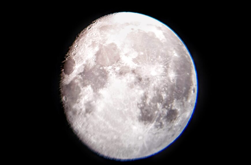 Mond – Erste Mondaufnahme durchs Okular